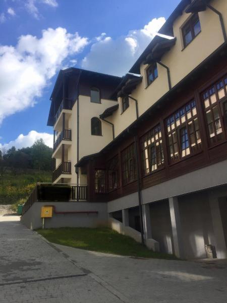 Gold Apartments Your Holiday Home Rodzinny 3 크리니차 즈드로이 외부 사진